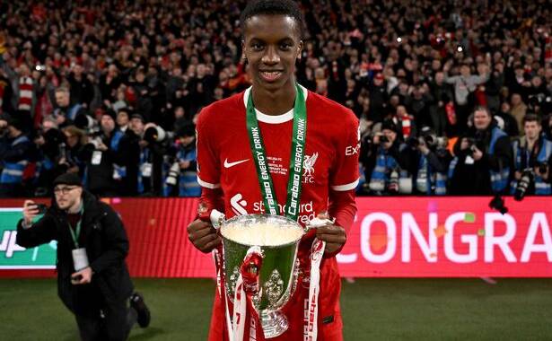 NOUVEAU : le footballeur zimbabwéen Trey Nyoni, 16 ans, entre dans l’histoire de la Liverpool FA Cup